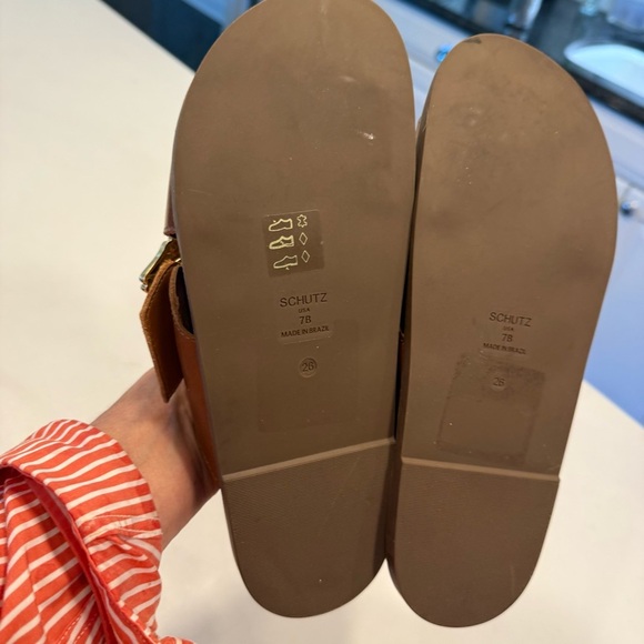 SCHUTZ Enola Crisscross Buckle CAMEL Leather Sandals Slides Women's 7 NEW! - Picture 8 of 10